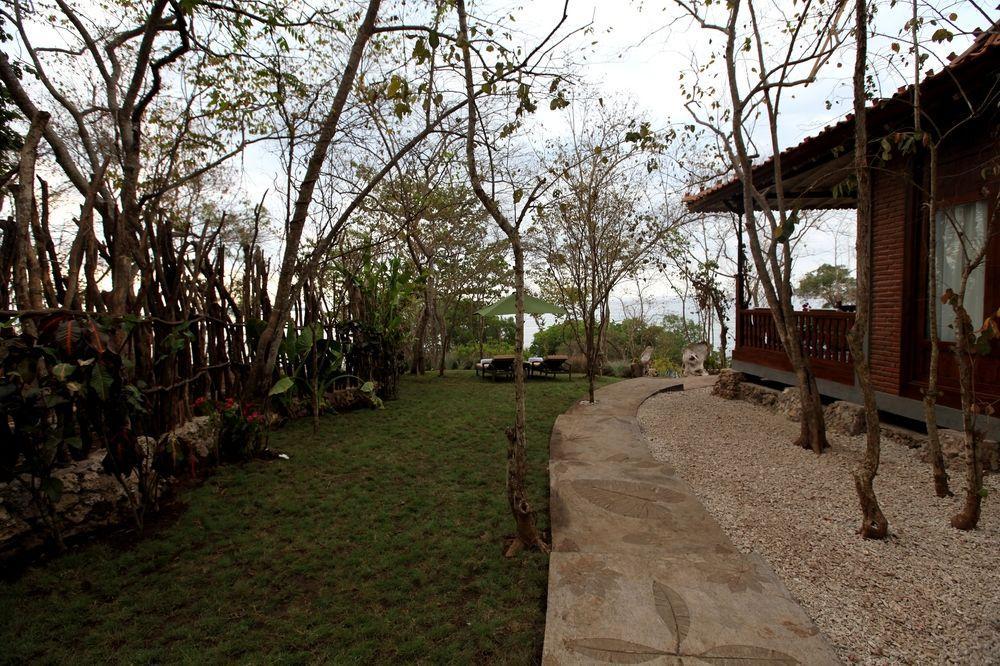 Plataran Menjangan Luxury Residence Suites Banyuwedang Exterior photo